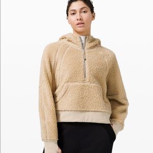 Lululemon sherpa half zip